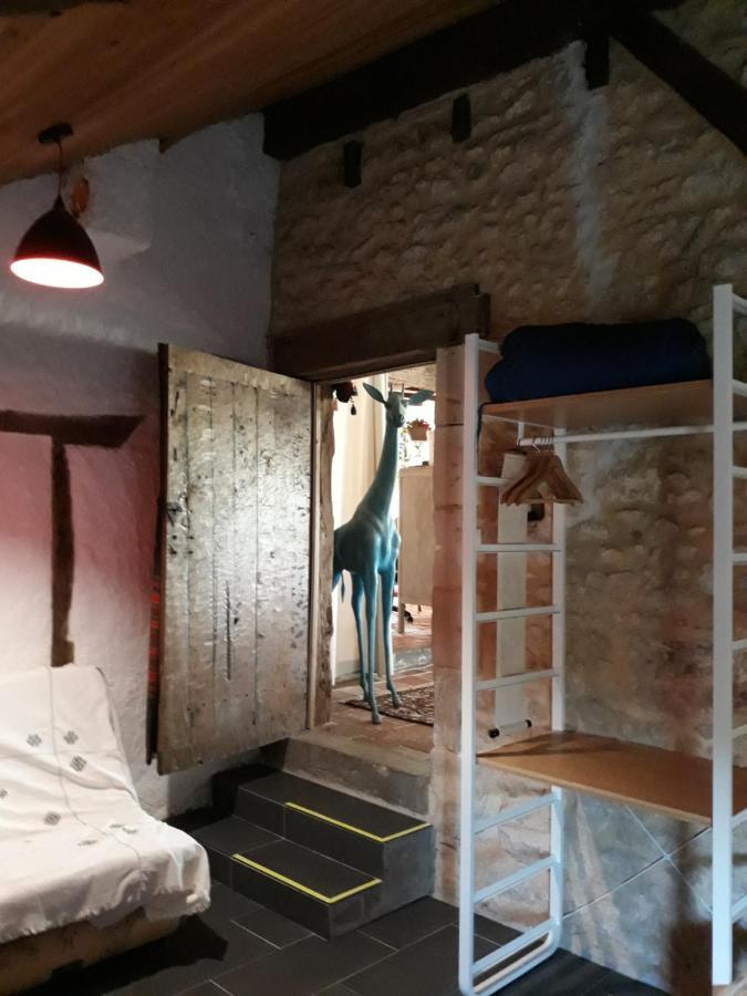 La Girafe Bleue Lunas (Dordogne) Exterior foto